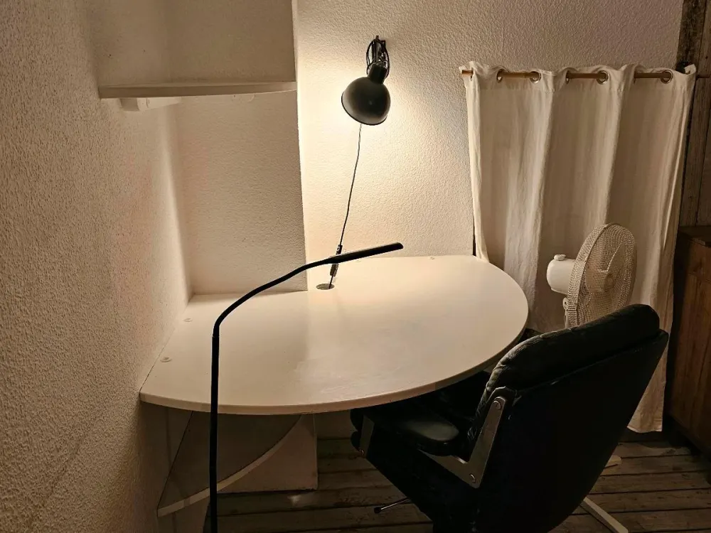COZY MAISONETTE near Ostkreuz (1-3months or longer/no regis.)