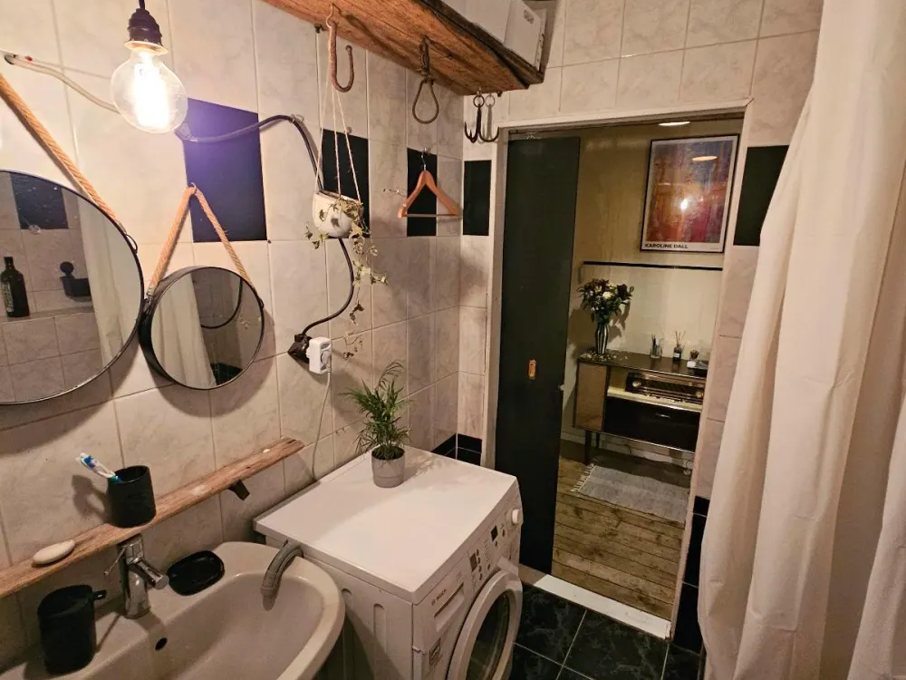 COZY MAISONETTE near Ostkreuz (1-3months or longer/no regis.)