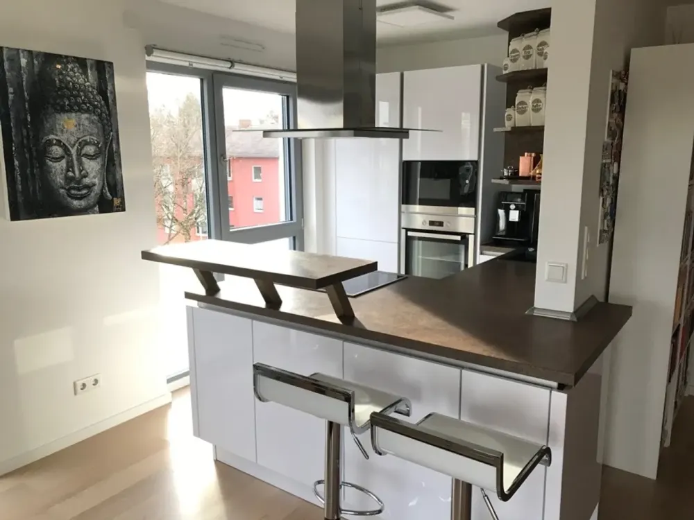 Moderne, möblierte Wohnung