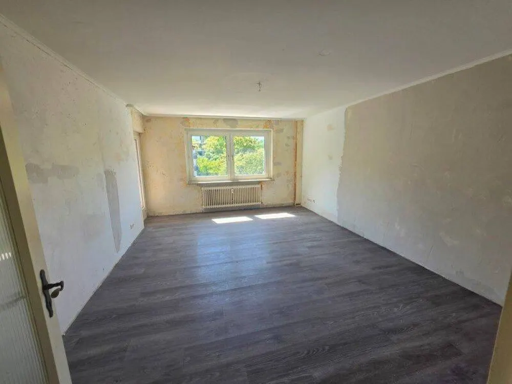 3-Zimmer-Wohnung zum selber renovieren - Düsseldorf-Holthausen