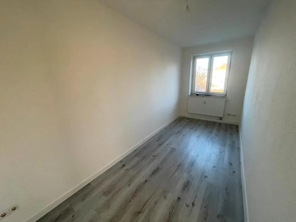 Zweitbezug! 3 Zimmer, EBK, Balkon nahe Hbf im Grünen
