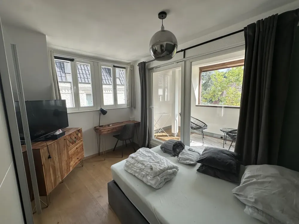 Traumhafte Teilmöblierte Dachgeschoss-Wohnung im Begehrten Stuttgarter Westen