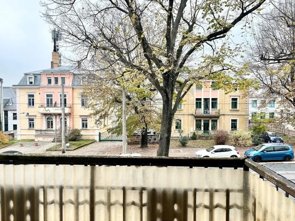 Geräumige und sanierte 3 Raumwohnung inmitten der Neustadt zu mieten!