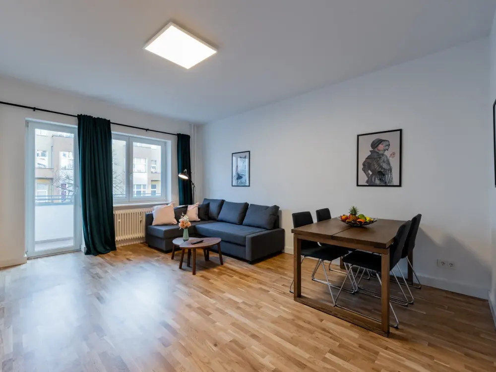 From 25.09 - Bright And Quite Apartment With Balcony