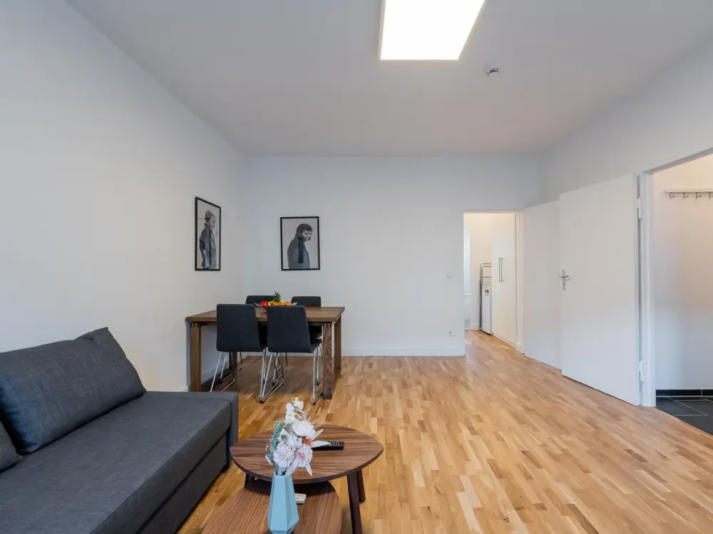 From 25.09 - Bright And Quite Apartment With Balcony