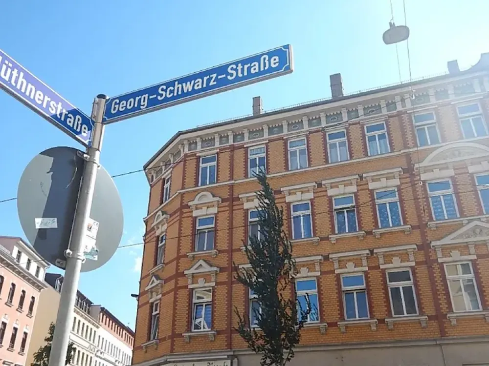 2 Zimmer Wohnung mit Tageslichtbad in Leutzsch