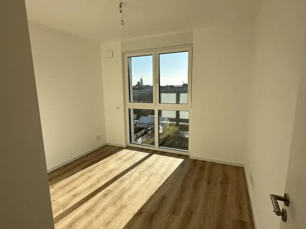 Helle 3-Zimmer-Wohnung mit tollem Ausblick, EBK und Balkon