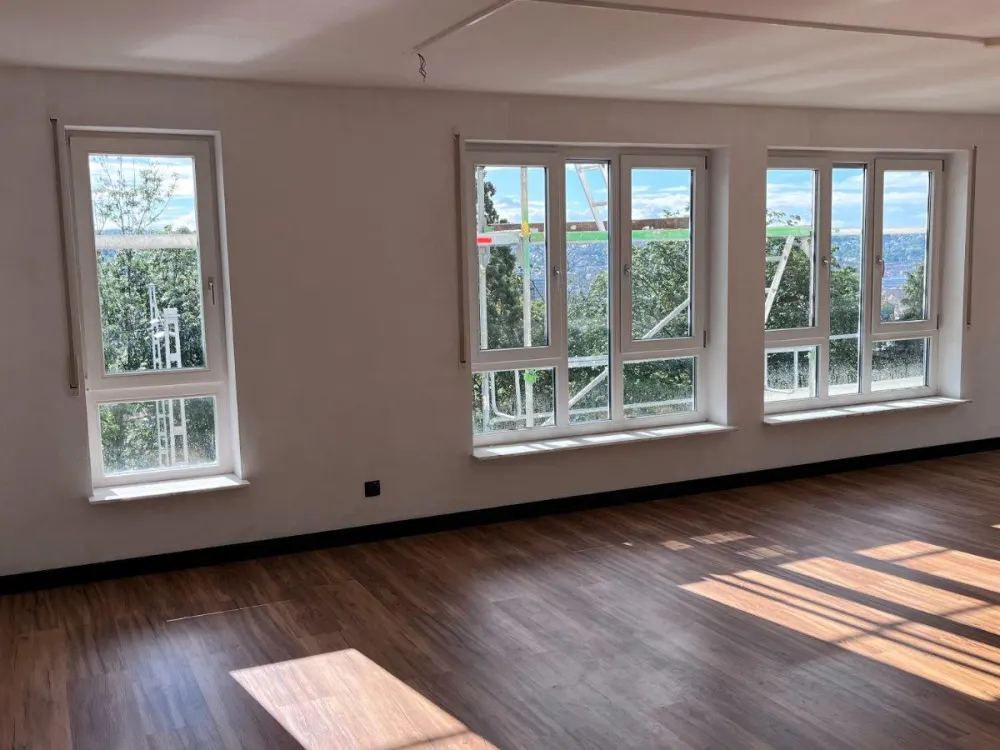 Großartige 2-Zi-Wohnung. EBK. Balkon. Zentrumsnah. Aussicht!