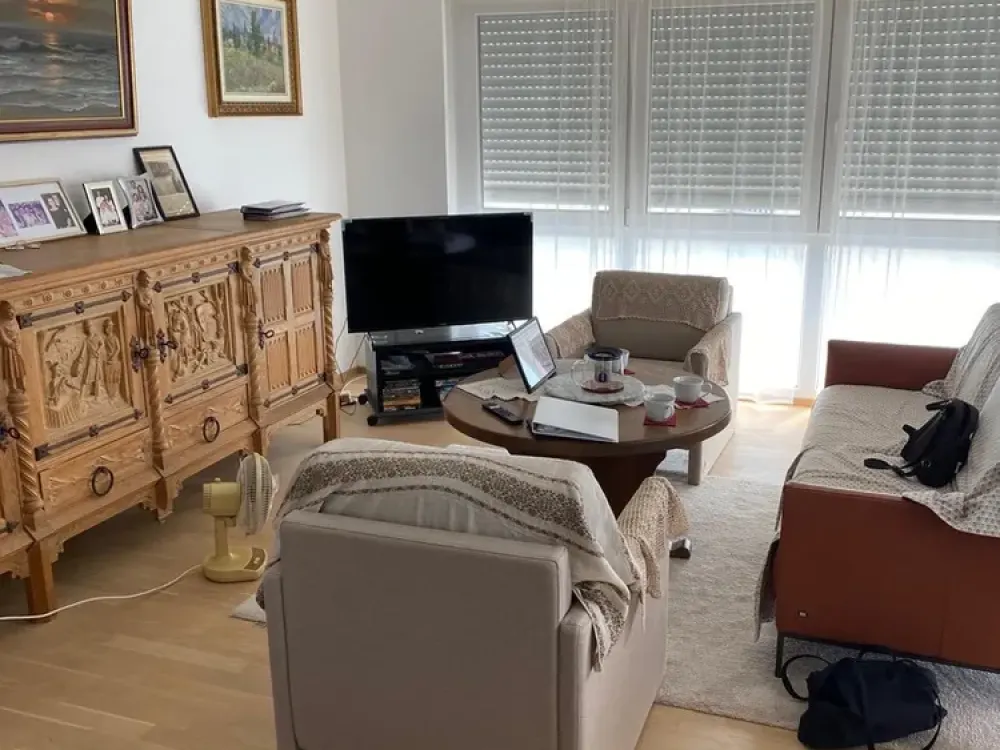 Moderne 4 Zimmer Whg. im 2. OG mit Balkon