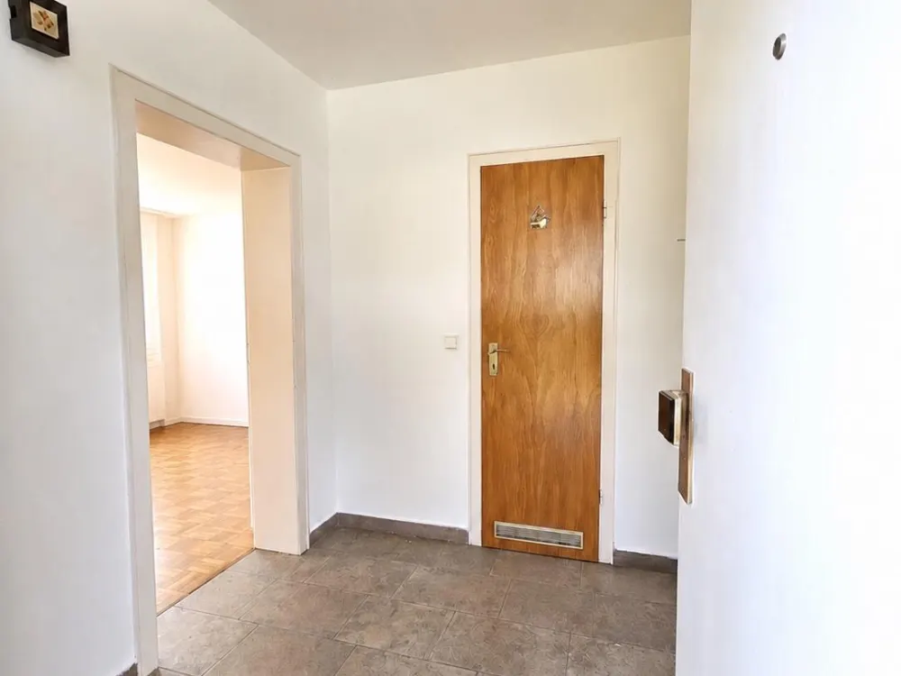 Charmante 3,5 Zimmer Wohnung in Bommern