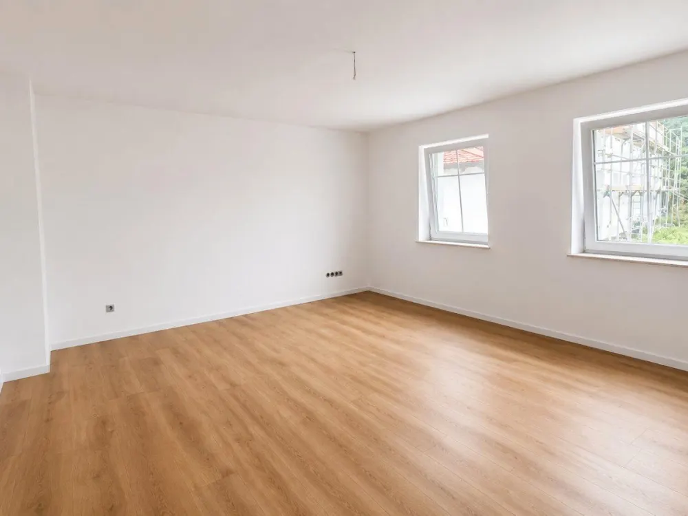 Neubau-Erstbezug: 2-Zi.-Wohnung mit Einbauküche in Lauf