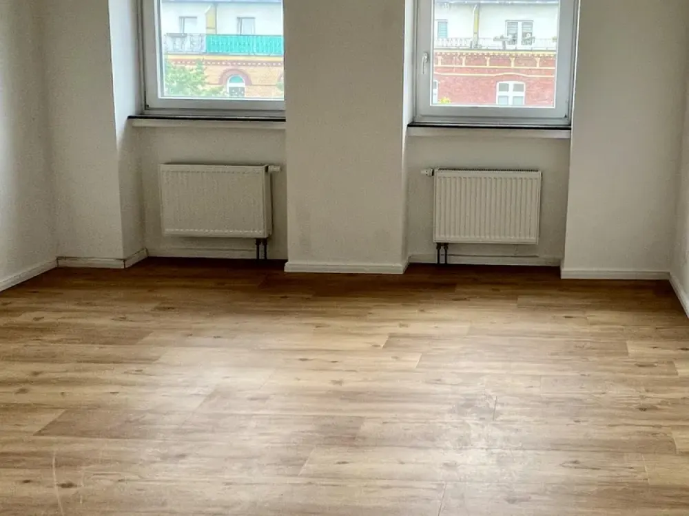 Moderne 2-Zimmer Wohnung mit Balkon in Vorhalle