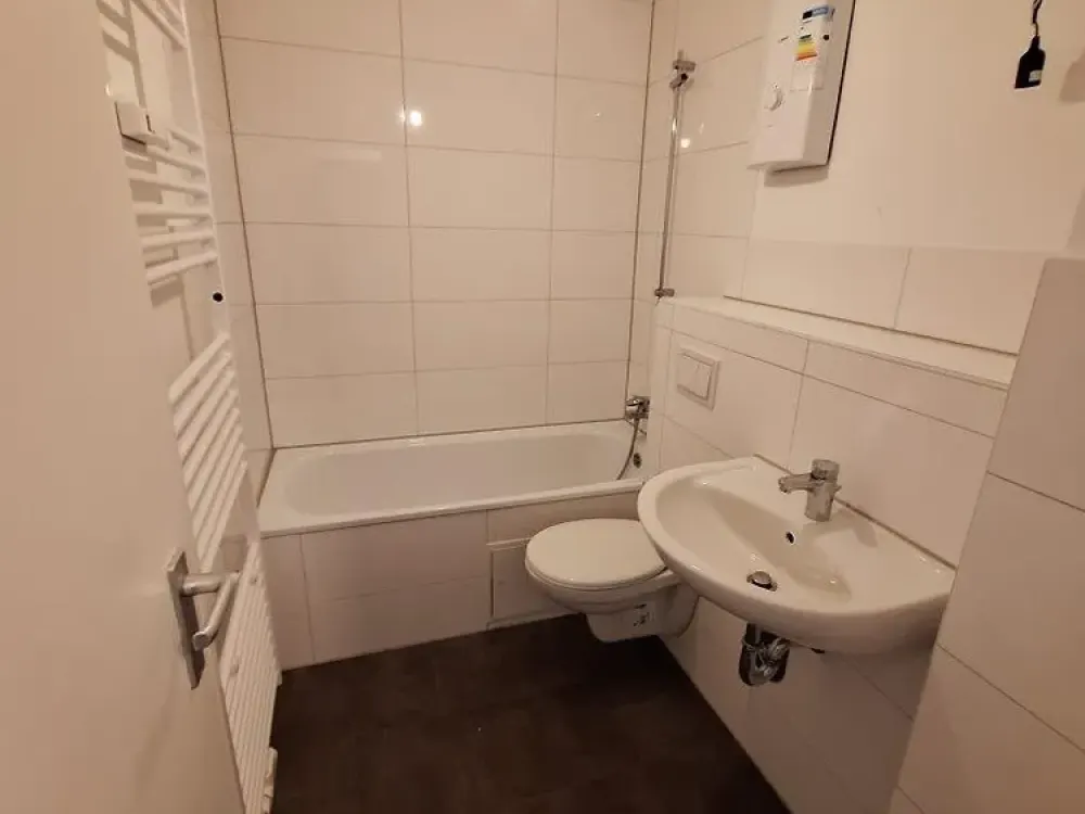 3 Zimmer Wohnung mit Balkon ruhig gelegen mit Aufzug
