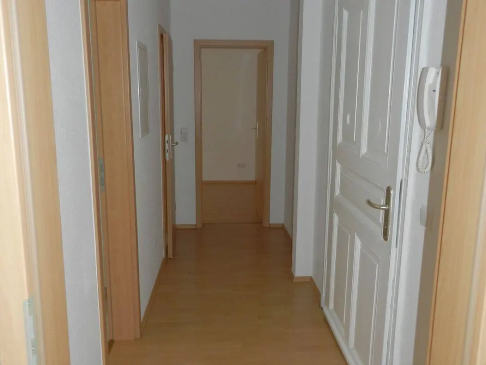 Kleinzschocher - schöne 2-Zimmer-Wohnung mit Balkon und Tageslichtbad