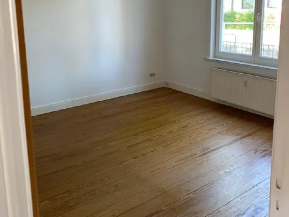 Practical 3-Room Apartment in Hamburg Schnelsen
