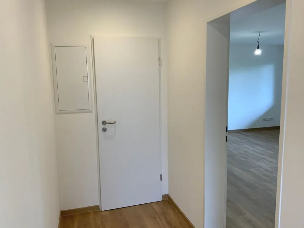 Completely Renovated 2-Room Apartment incl. Fitted Kitchen, Storage Room, Balcony in MS-Gremmendorf