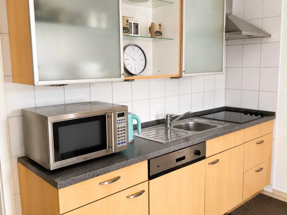 Wohnung mit Parkplatz, Top-Lage nahe Flughafen