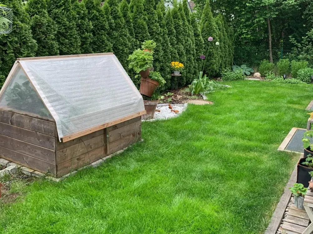 Schöne und ruhige, gut geschnittene Garten-EG-Wohnung in München-Trudering