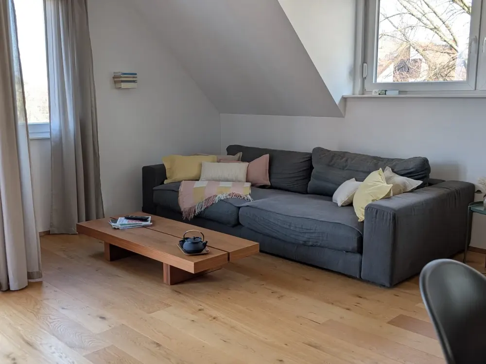 traumhafte Maisonette Wohnung - möbliert - 2 Balkone