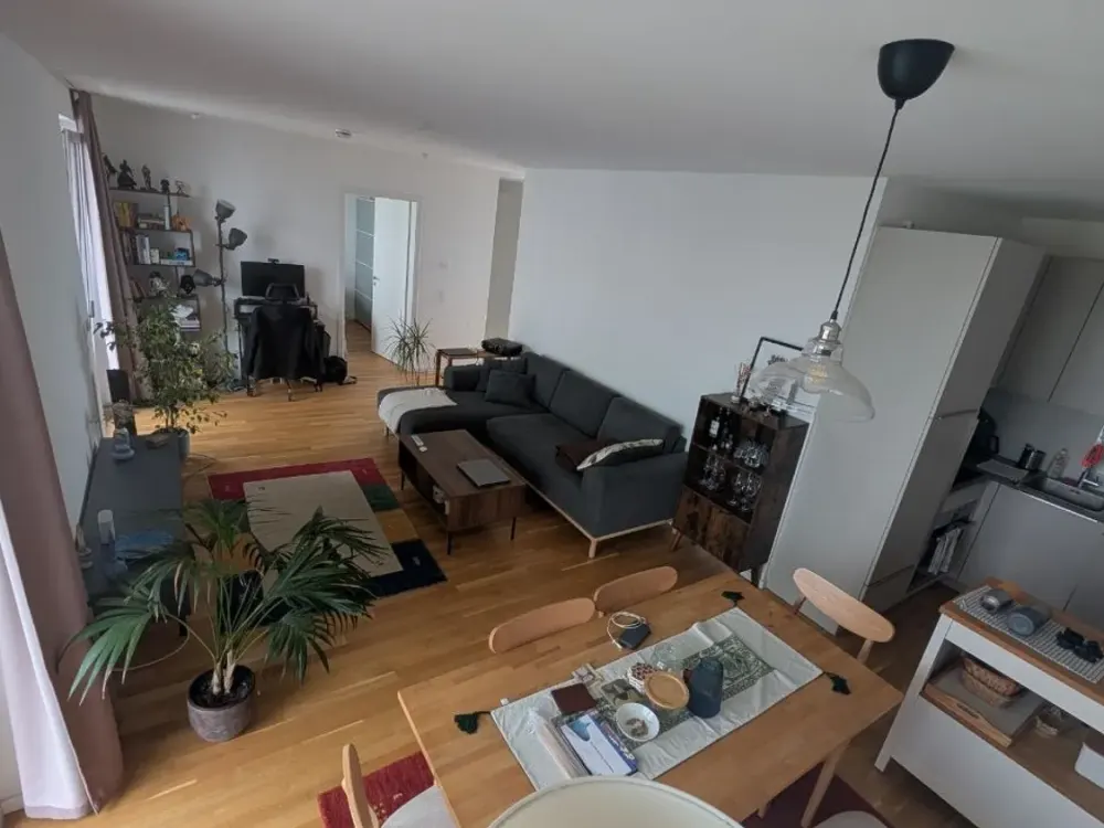 Zuhause mit 2 Zimmern und Balkon in Friedenau