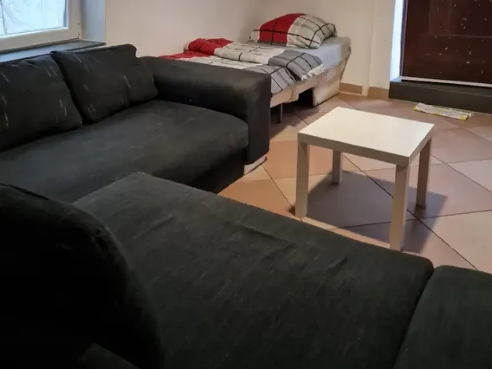 Einzelzimmer mit ca. 15 m² in zentraler Lage in Ludwigsburg zur Vermietung (NUR ALS WG)