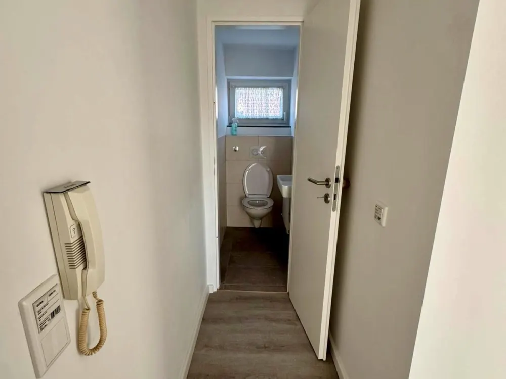 Helle zwei Zimmer Wohnung in Düsseldorf Garath West