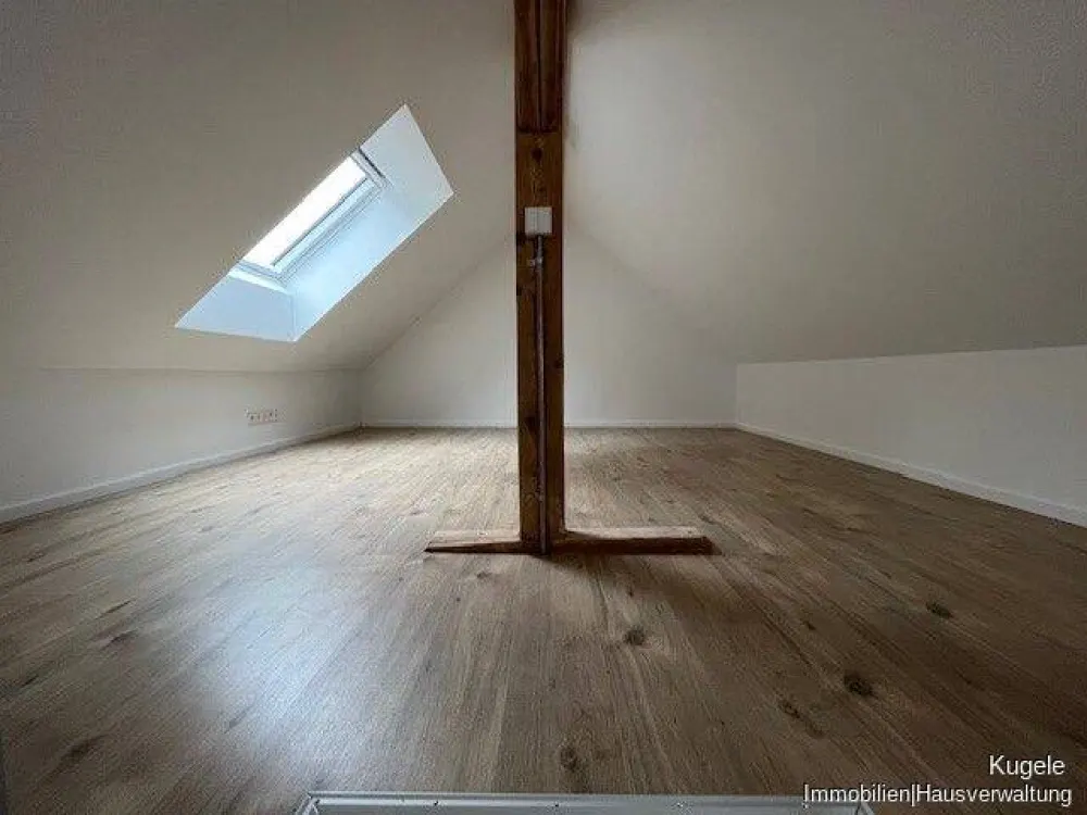 Neuwertige Maisonettewohnung in Grünwettersbach zu vermieten!
