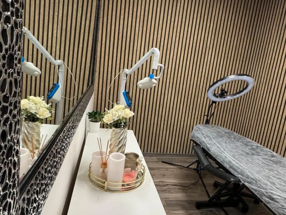 Behandlungsraum in Kosmetikstudio in Düsseldorf zu vermieten