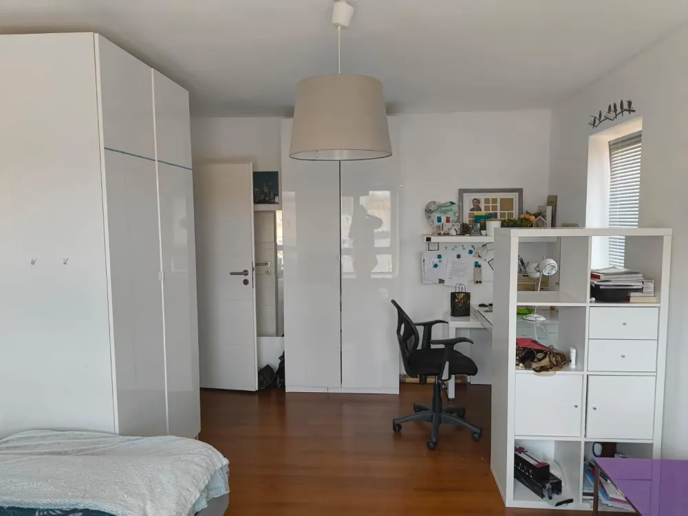 Helles, schönes Zimmer in Kronsberg - ab 1. Oktober verfügbar