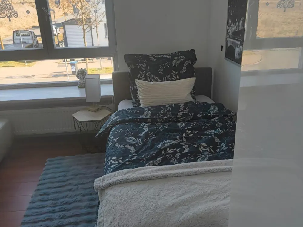 Helles, schönes Zimmer in Kronsberg - ab 1. Oktober verfügbar