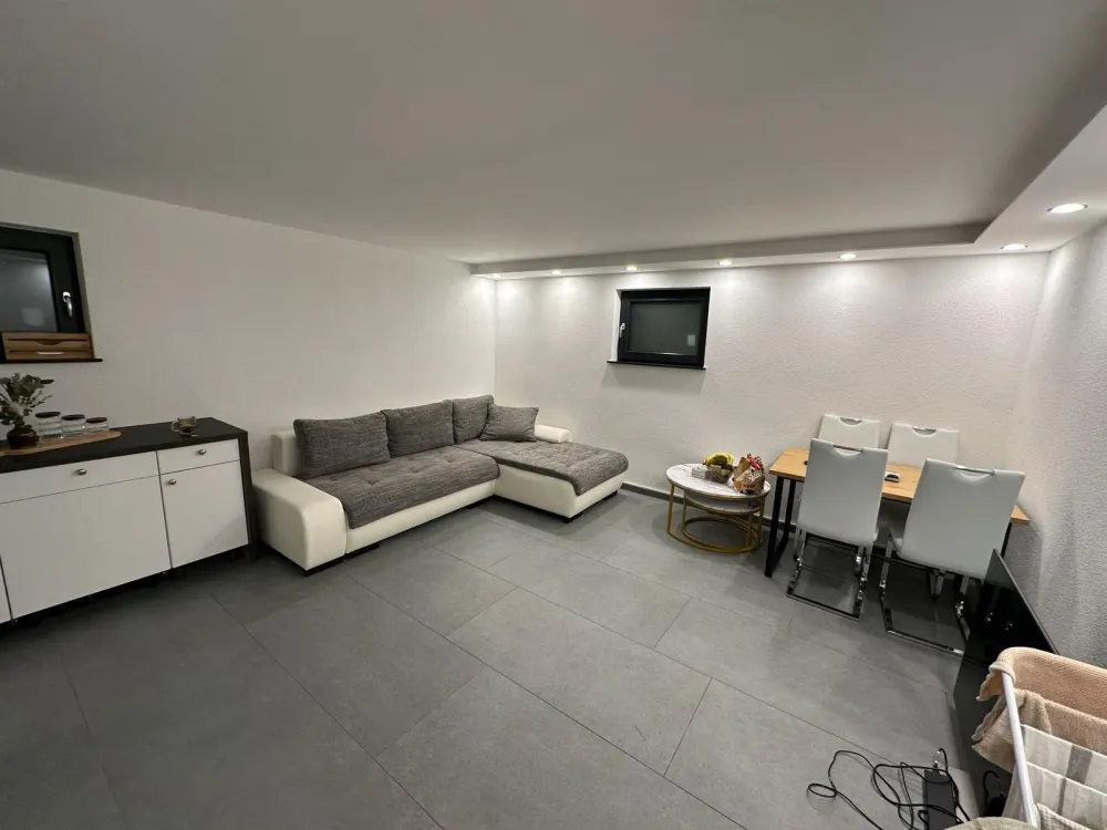Möblierte 2-Zimmer-Wohnung