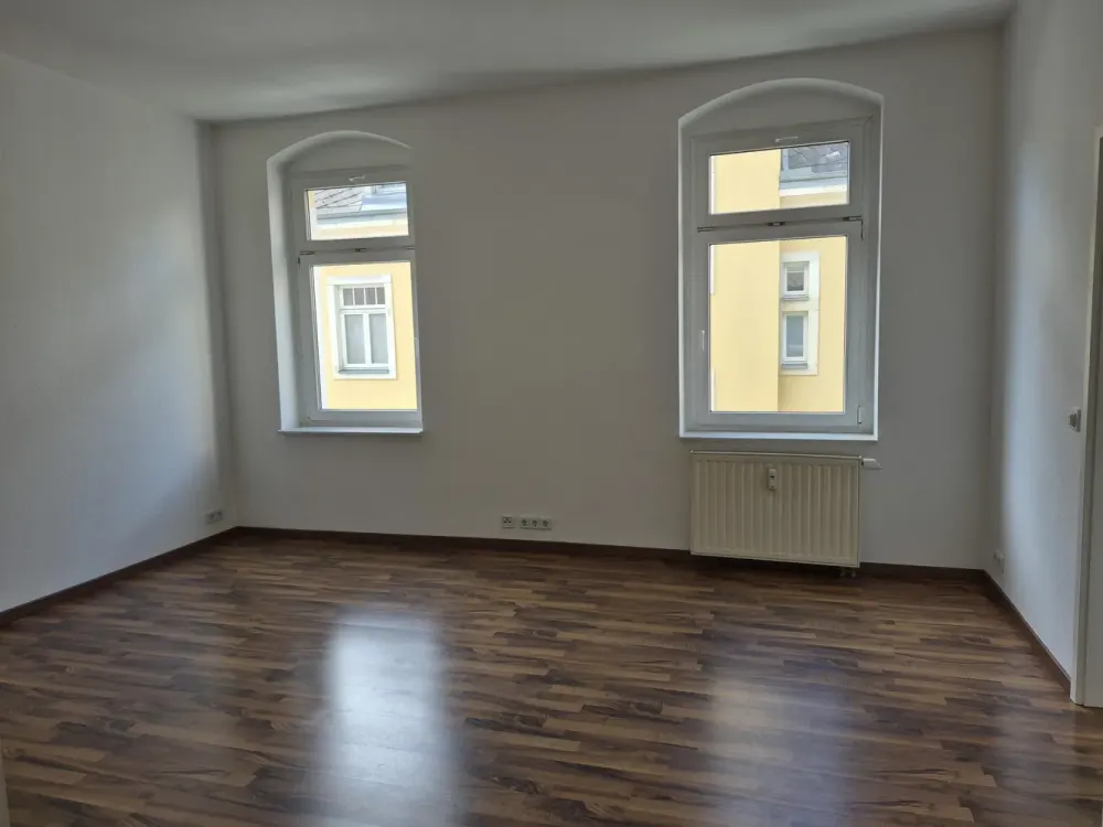Tolkewitz! 1. OG: 2-Zimmer-Küche-Bad im san Altbau