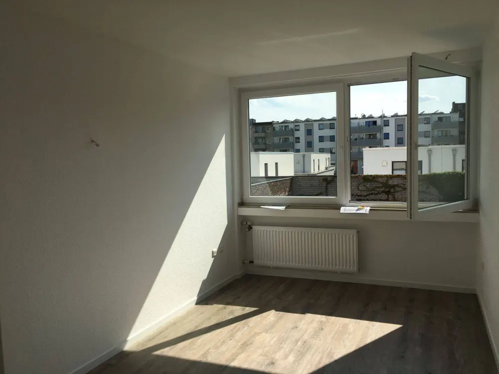 Sülz/Uninähe | Apartment für Studentin/Azubi | 15qm, 390,00 EUR plus Nebenkosten