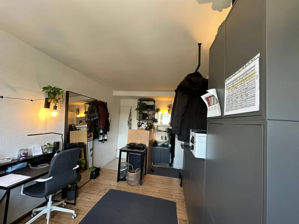 Sülz/Uninähe | Apartment für Studentin/Azubi | 15qm, 390,00 EUR plus Nebenkosten