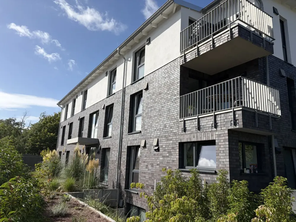 Neubau moderne 4-Zimmer-Wohnung in Hamburg : ideal zum Wohnen und Arbeiten
