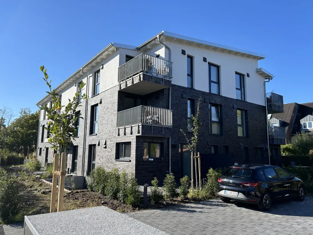 Neubau moderne 4-Zimmer-Wohnung in Hamburg : ideal zum Wohnen und Arbeiten