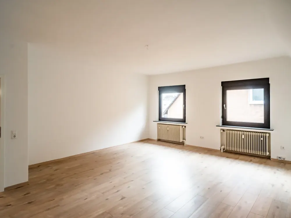 Schöne 2-Zimmer Wohnung mit Balkon! Jetzt Chance ergreifen!