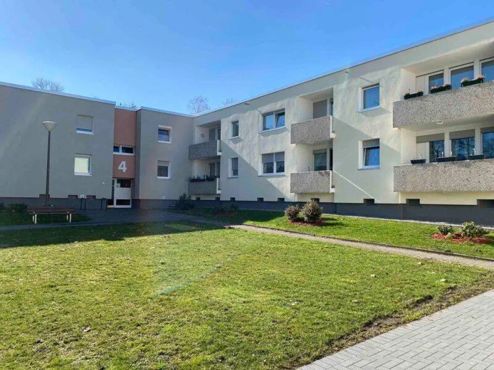 Schöne Wohnung sucht Mieter: Bezugsfertige 2-Zimmer Wohnung