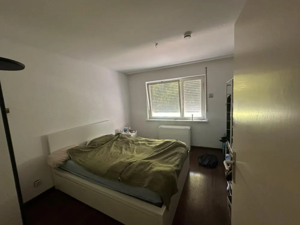Helle 2 Zimmer Wohnung mit Balkon Stuttgart Süd (Olgastrasse)