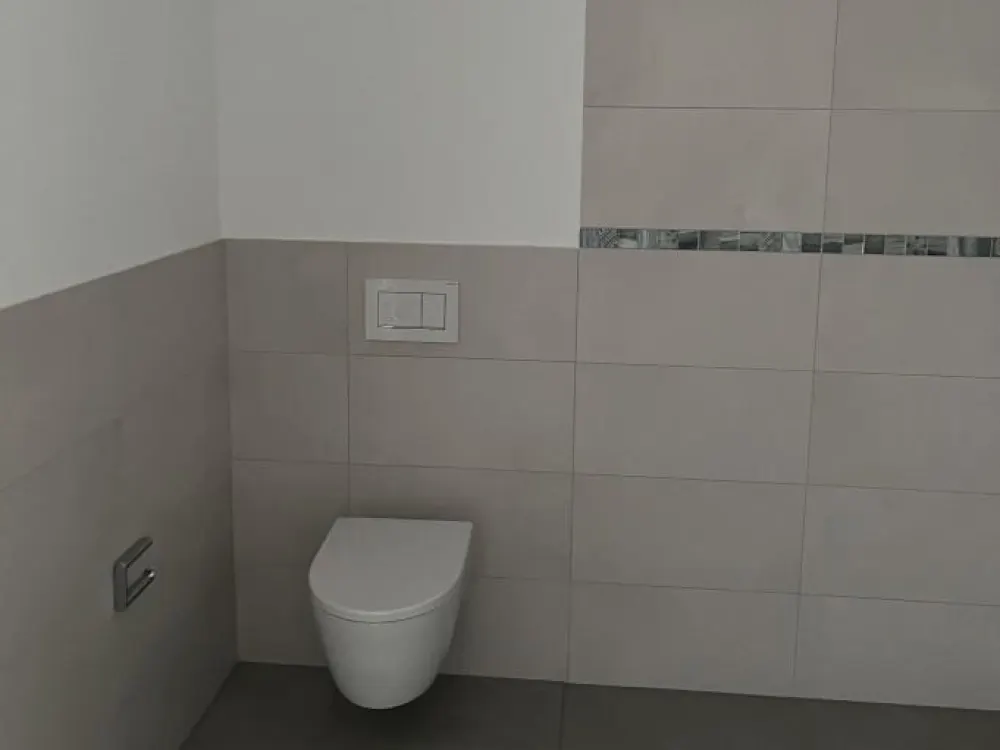 Individuelle Dachwohnung mit hochwertiger Ausstattung im Neubau! EBK, Lift!