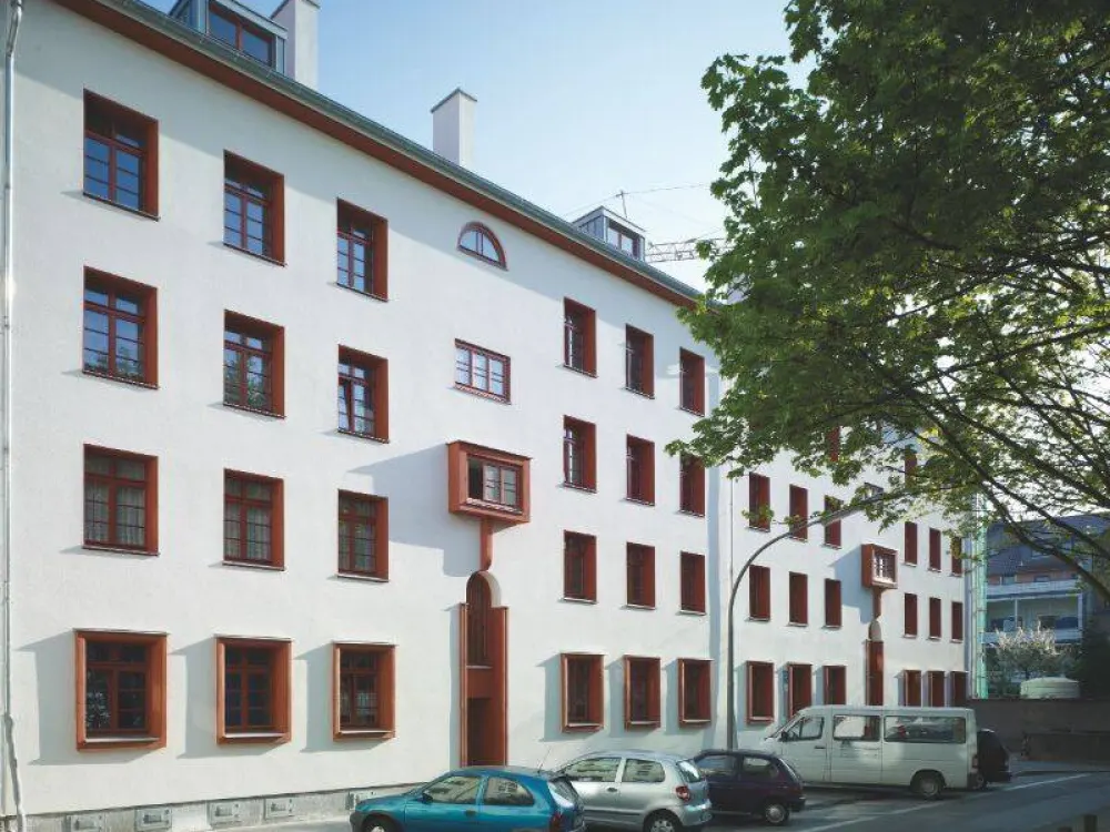 2 Zimmer Dachgeschoß-Wohnung, 70,65 qm in der Naumannsiedlung in 50735 Köln