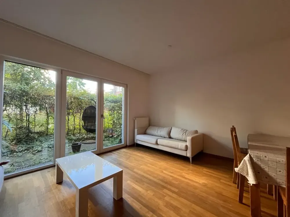 Modern Furnished Apartment with Private Terrace, 6-Month Contract