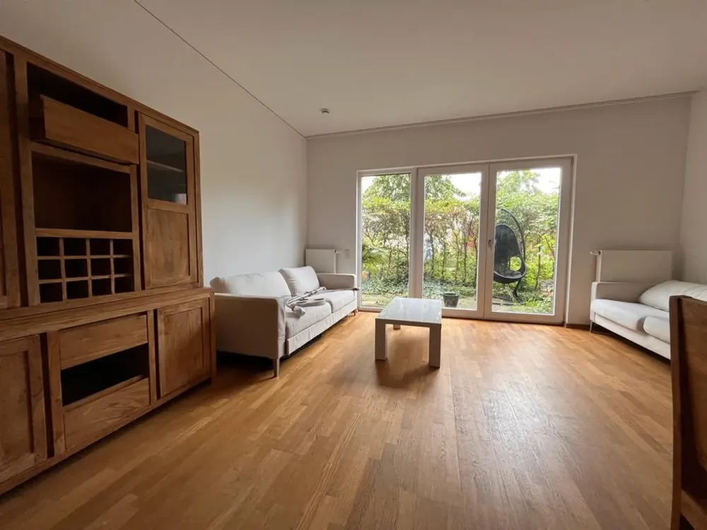 Modern Furnished Apartment with Private Terrace, 6-Month Contract