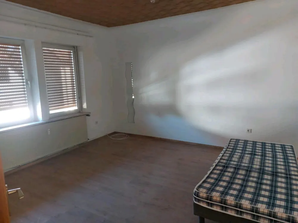 Wohnung Heusweiler/ Holz