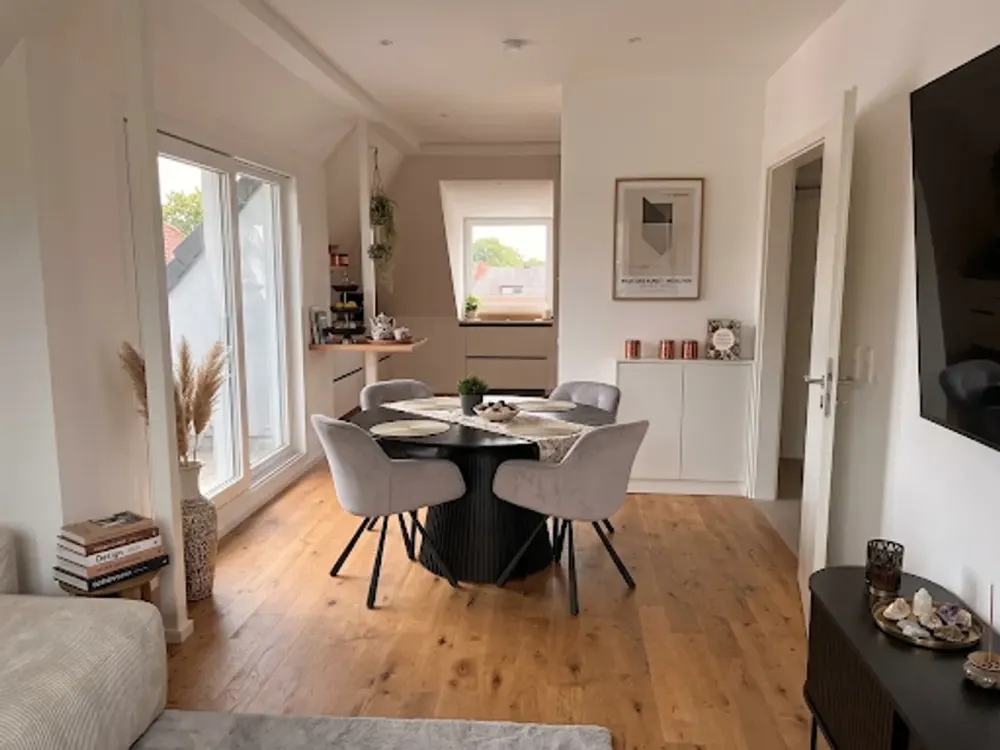 Exclusive 3.5-Room Apartment in Trudering/ Munich