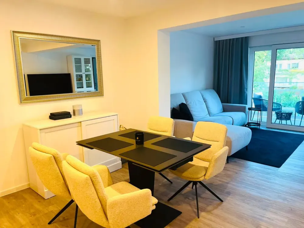 Neuwohnung - 4-Zimmer Wohnung mit Balkon im 1. OG in Frankfurt-Rödelheim
