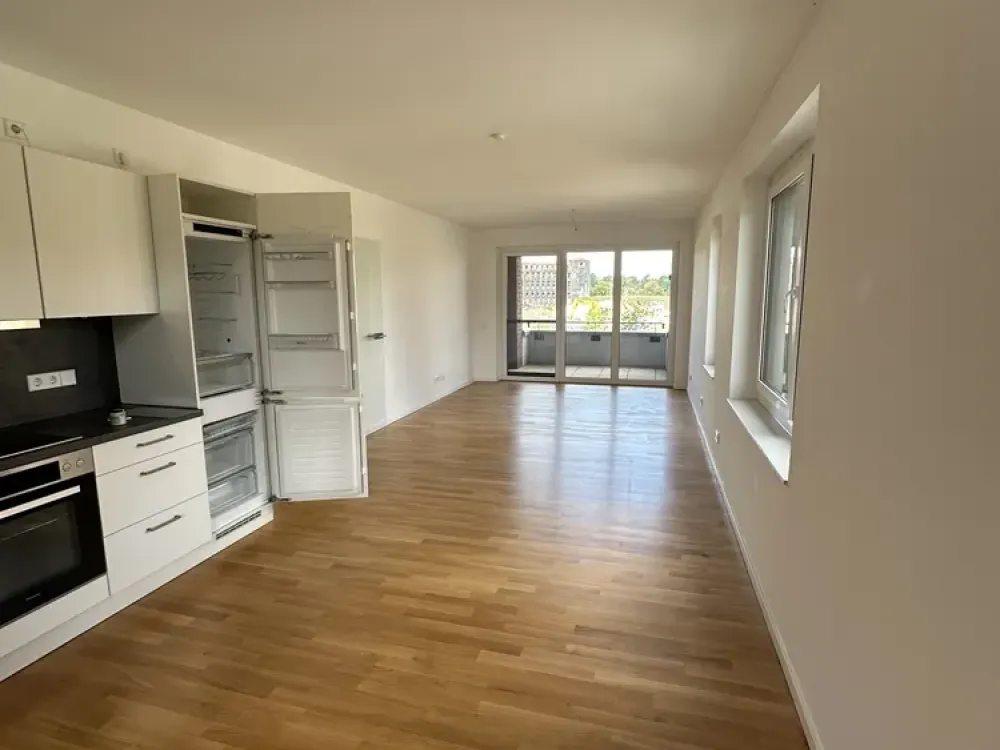 Leben am Wasser in extravaganter Lage 4-Zimmer-Wohnung