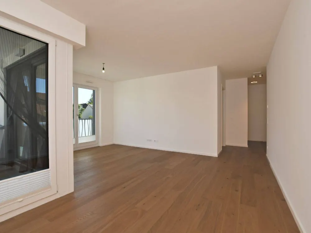 AIGNER - Hochwertige 2-Zimmer-Wohnung in Bogenhausen mit Einbauküche, Loggia & Tiefgarage