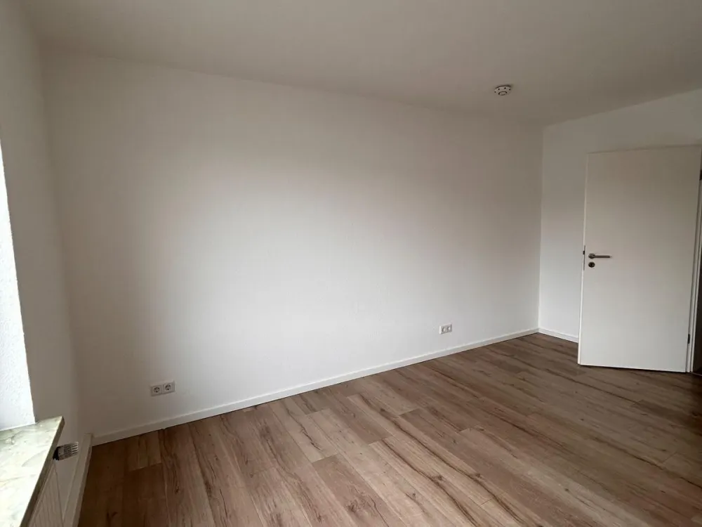 Your new home at Karlsplatz - 3-room apartment available immediately