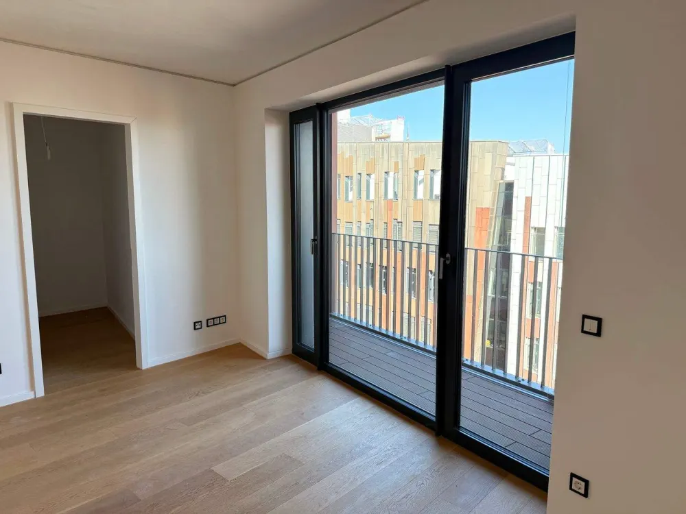 Helles 3-Zimmer-Apartment mit Loggia, Gemeinschafts-Office, Fitnessstudio, uvm.